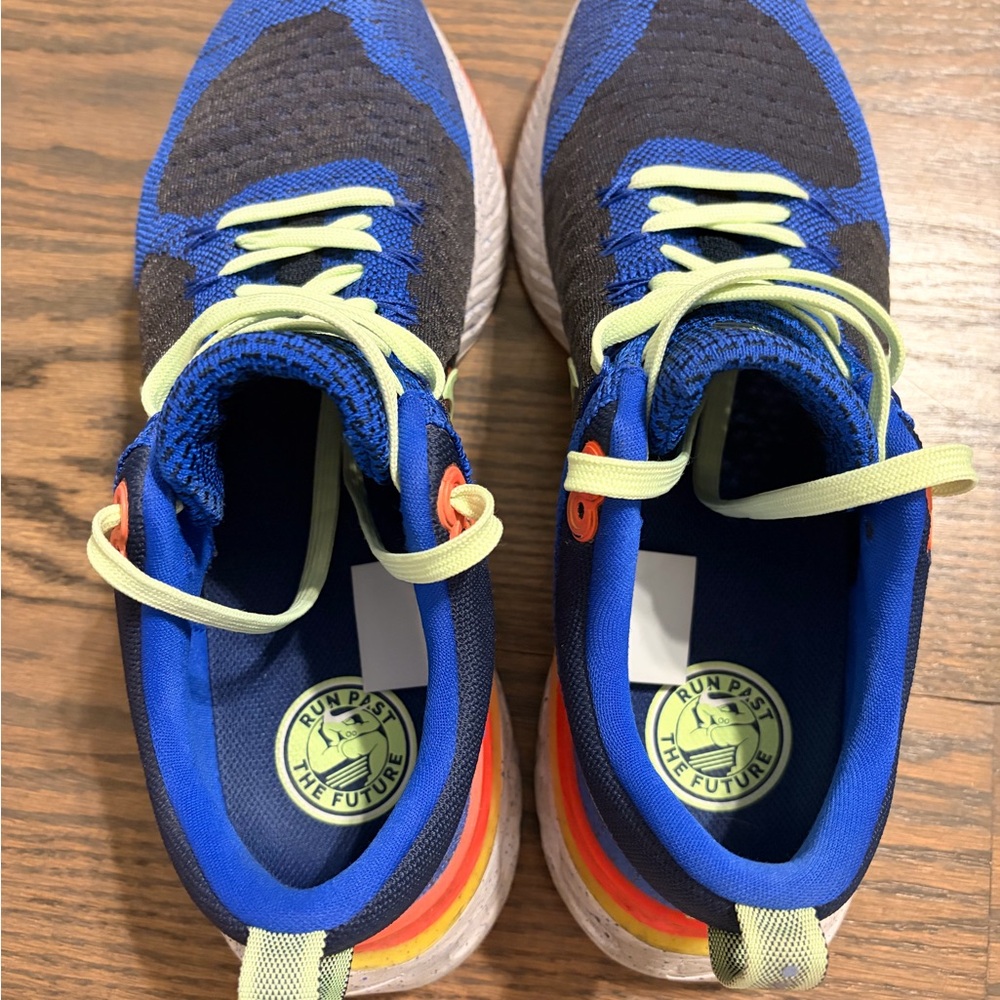 Size 10 Nike React Infinity Flyknit - image 2